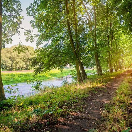 Klášterec nad Ohří Pension U Jezu מראה חיצוני תמונה
